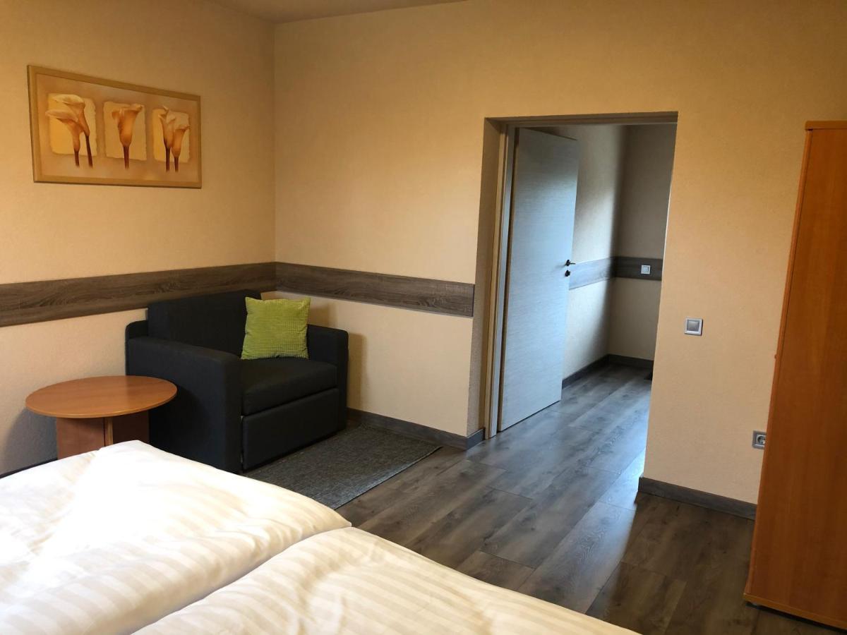 Katalin Motel&Étterem Berettyóújfalu Esterno foto
