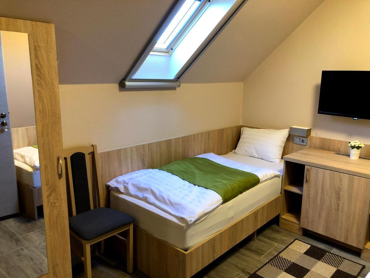 Katalin Motel&Étterem Berettyóújfalu Esterno foto